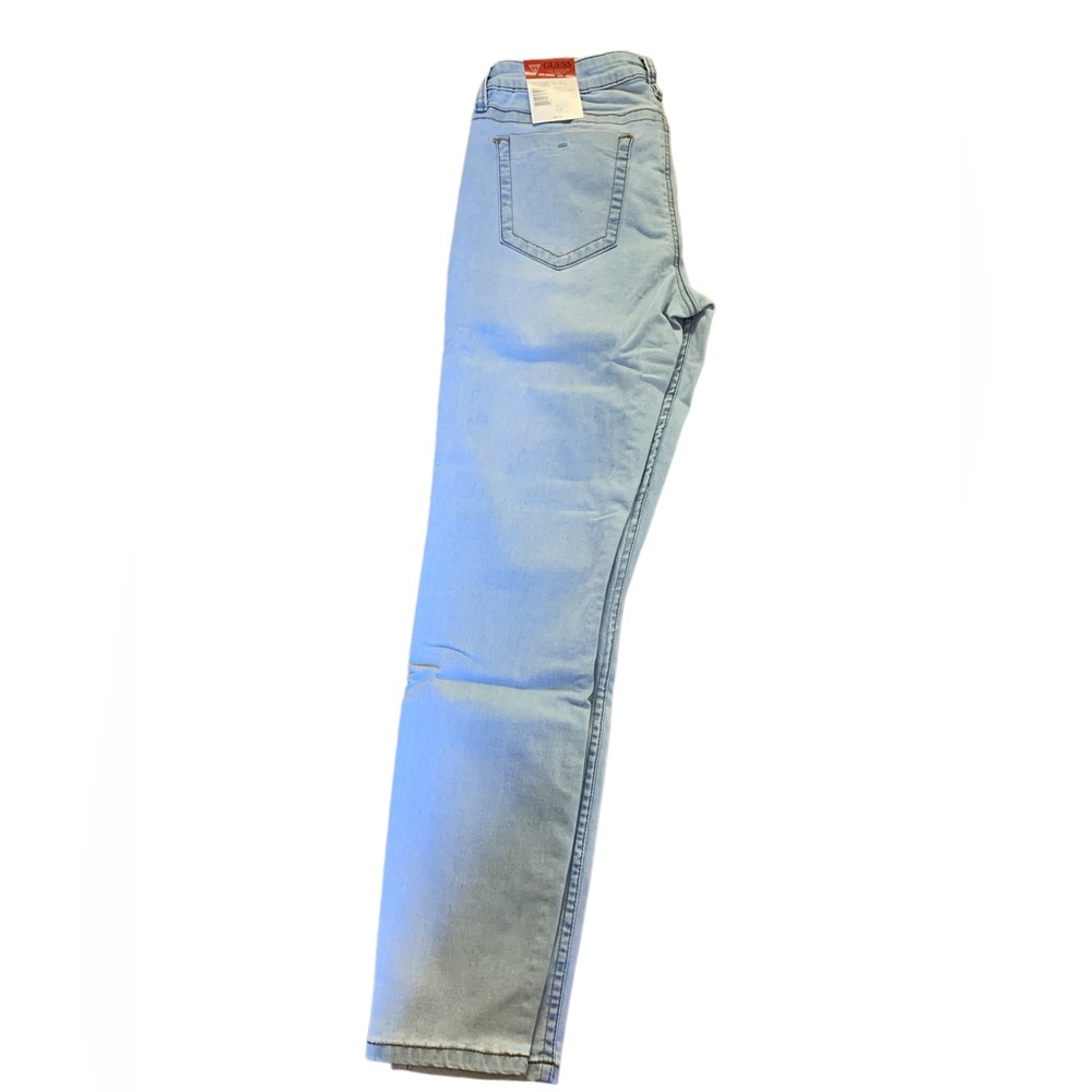 Low Rise Power Skinny Guess Jeans Brand new! Tags removed
